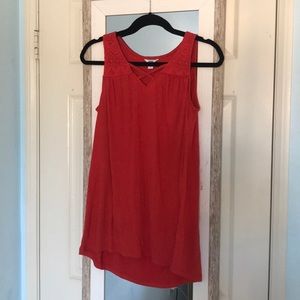 🌺🌹Sonoma embroidered cross v-neck tank top